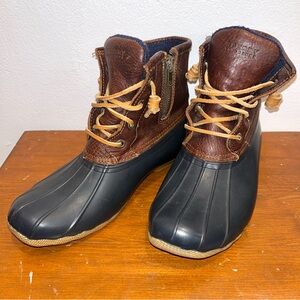 Sperry Leather Saltwater Duck Boots Women’s Size 6.5